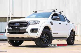 FORD-RANGER-SLEDGE-GLOSS-BLACK-MILLED-ACCENTS
